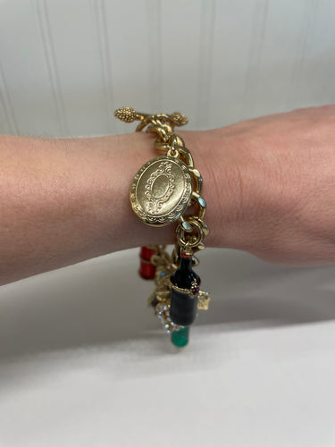 Wine Charm Bracelet Devil's Details